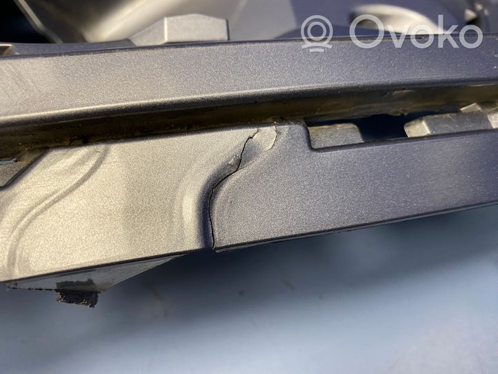 Toyota Proace Rivestimento del pannello parte angolare del paraurti anteriore 9818198777