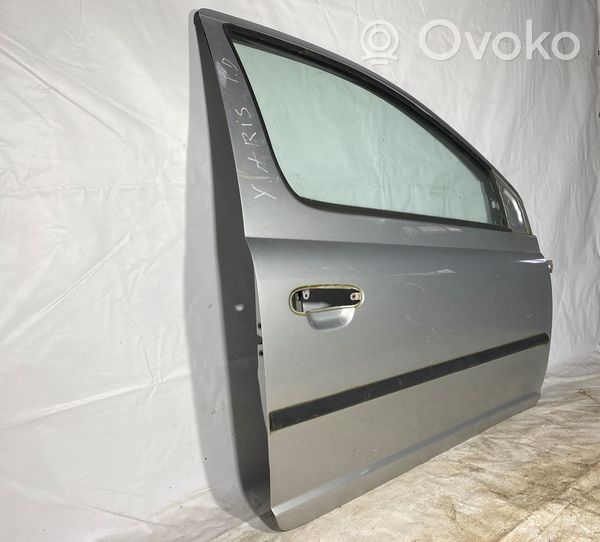 Toyota Yaris Priekinės durys (dvidurio) 