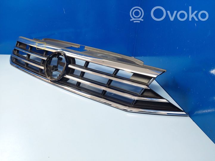 Volkswagen PASSAT B8 Maskownica / Grill / Atrapa górna chłodnicy 3G0853653K