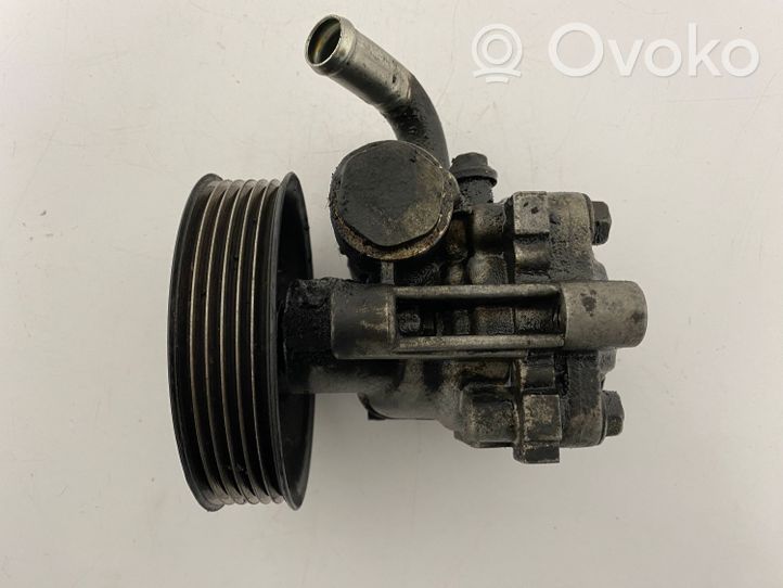 Mitsubishi Grandis Ohjaustehostimen pumppu 5Y242213