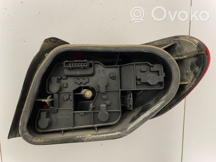 Citroen Xsara Feux arrière / postérieurs 25340701