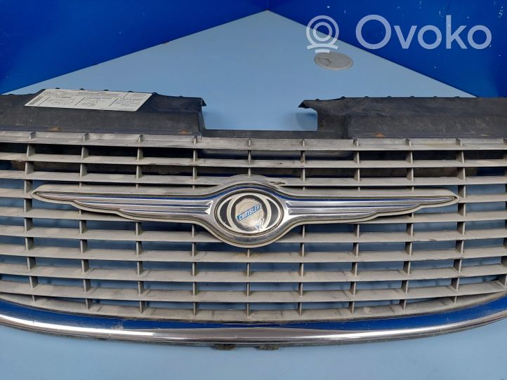 Chrysler Voyager Griglia superiore del radiatore paraurti anteriore 04857410AC