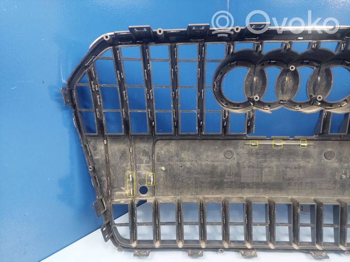 Audi A6 S6 C7 4G Grille calandre supérieure de pare-chocs avant 4G0853653Q