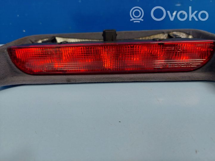 Audi A8 S8 D2 4D Papildu bremžu signāla lukturis 0996400