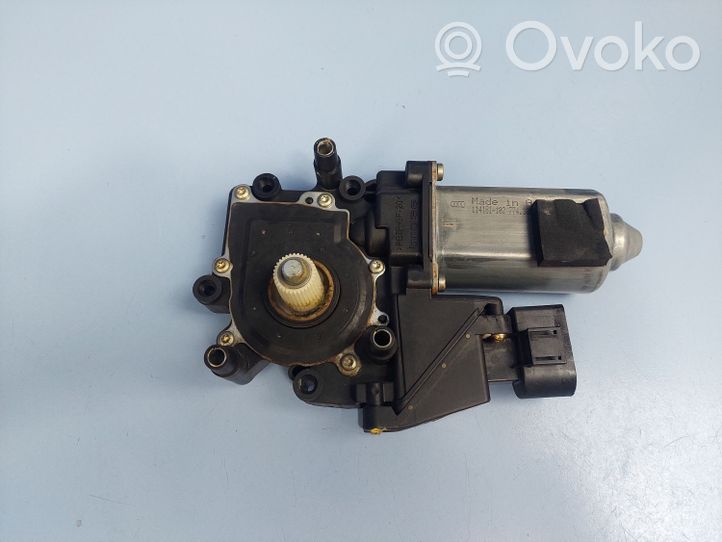 Audi A8 S8 D2 4D Moteur de lève-vitre de porte arrière 4D0959801F