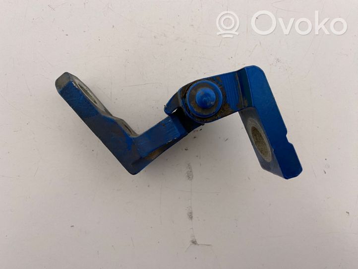 Volkswagen Polo Front door upper hinge 6Q0831402B