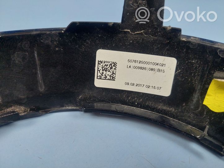 Mercedes-Benz GLC X253 C253 Griglia superiore del radiatore paraurti anteriore A25388802