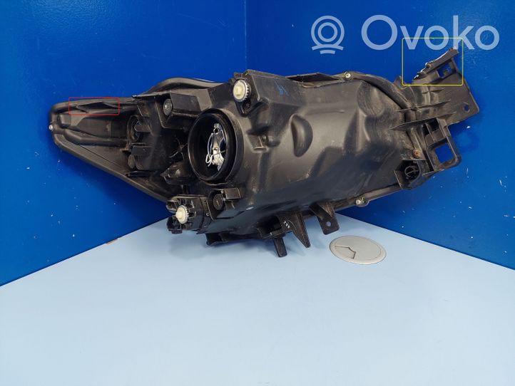 Mazda 2 Lampa przednia DB5J51040