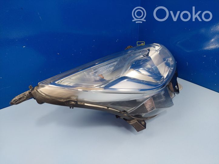 Ford S-MAX Phare frontale 90074997