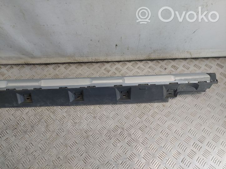 Volkswagen PASSAT B8 Sottoporta 3G9853856