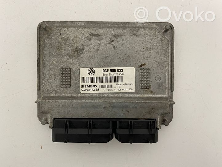 Volkswagen Polo Sterownik / Moduł ECU 03E906033