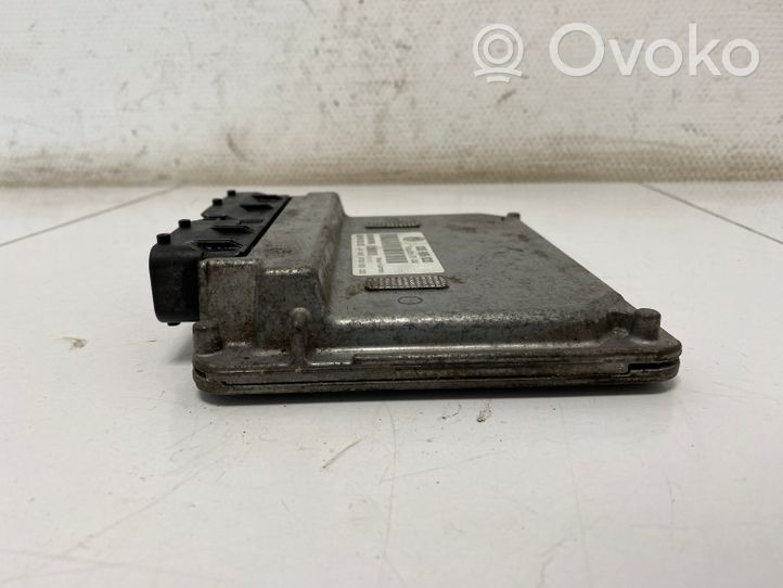 Volkswagen Polo Sterownik / Moduł ECU 03E906033