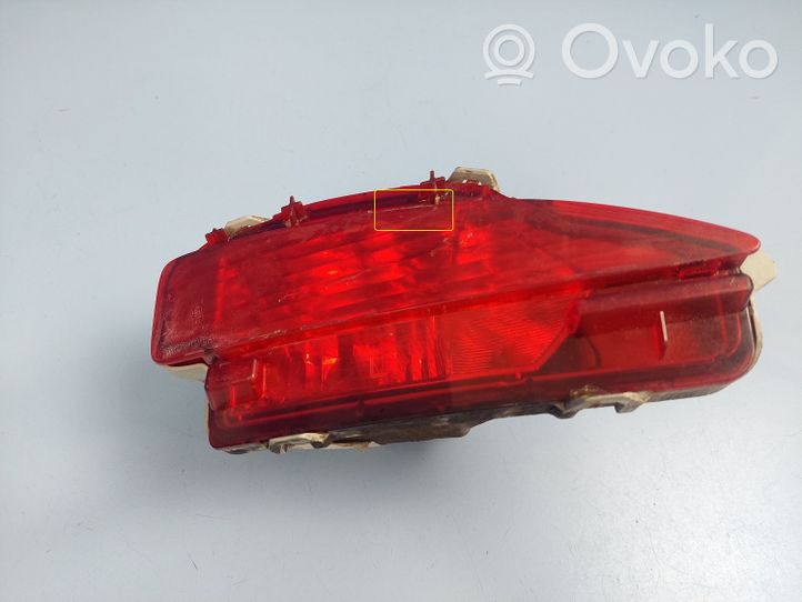 Toyota Yaris Lampa zderzaka tylnego 815910D050