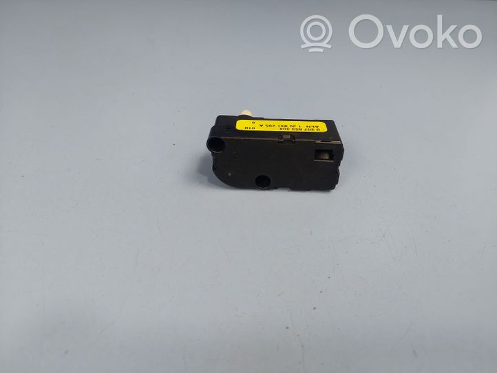 Audi A4 S4 B8 8K Motorino di regolazione assetto fari 0307853304