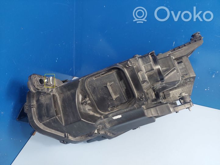 Volkswagen PASSAT B8 Lampa przednia 3G1941036P