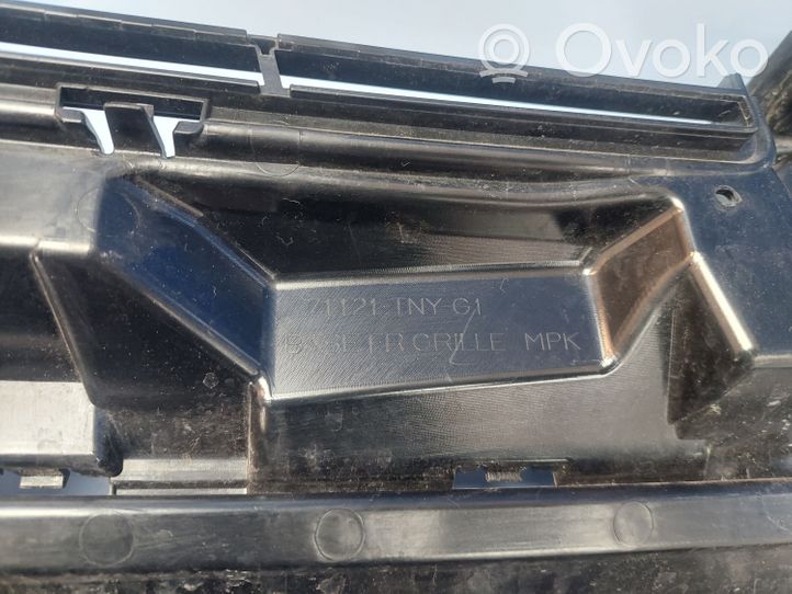 Honda CR-V Maskownica / Grill / Atrapa górna chłodnicy 71121TNYG1