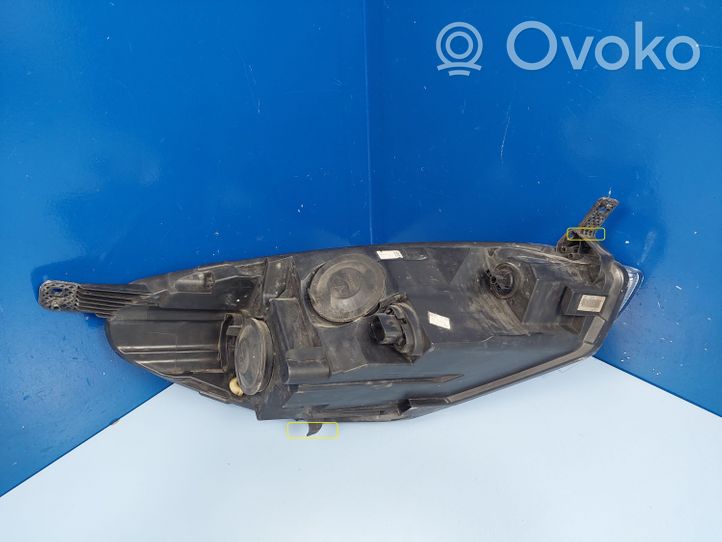 Ford Fiesta Faro delantero/faro principal H1BB13W030AE