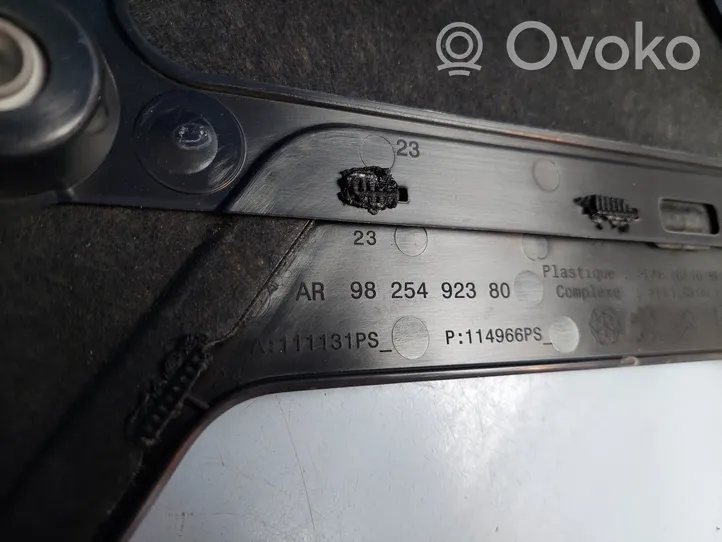 Opel Grandland X Couvercle cache moteur 9825492380