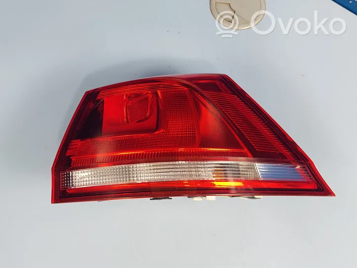 Volkswagen Golf VII Lampa tylna 5G9945096C