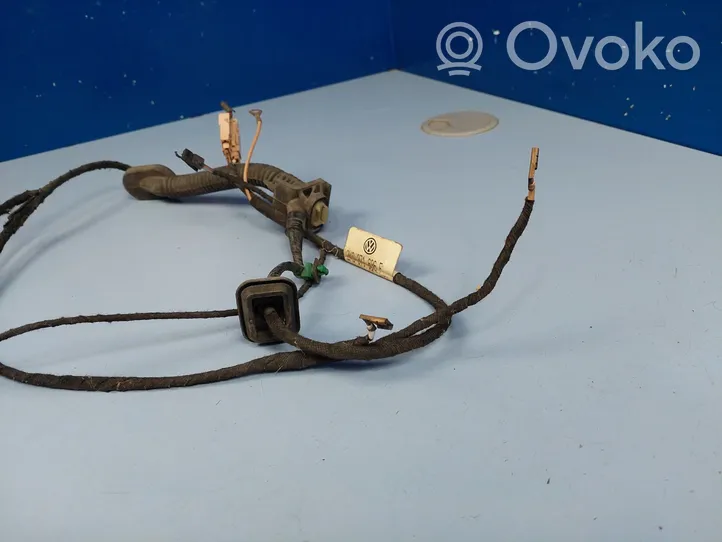 Volkswagen Caddy Rear door wiring loom 2K0971696F