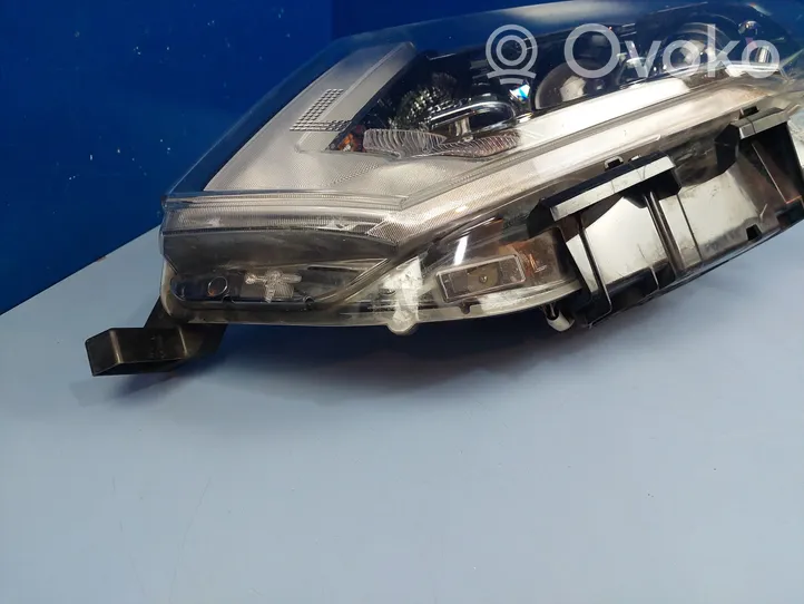 Nissan X-Trail T32 Headlight/headlamp 260606FP8B