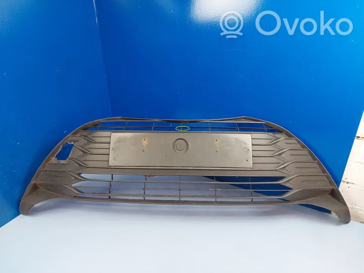 Toyota Yaris Front bumper upper radiator grill 531020D120