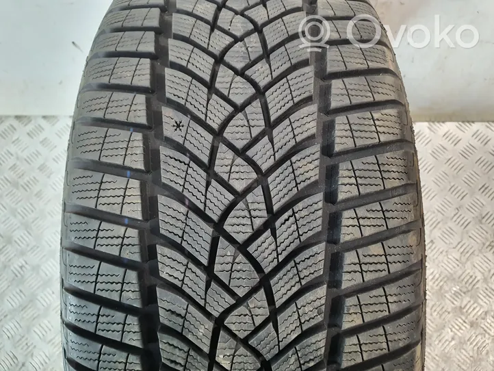 Mini One - Cooper F56 F55 Pneus d'hiver R19 GOODYEAR