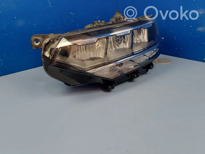 Volkswagen PASSAT B8 Lampa przednia 3G1941035Q