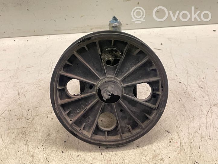 Volvo XC70 Power steering pump 30741122