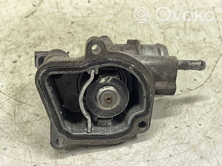 Mercedes-Benz C W204 Alloggiamento termostato A6462000715