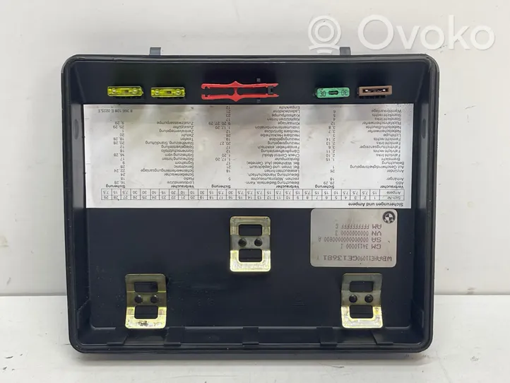 BMW 5 E34 Pokrywa skrzynki bezpieczników 1374029