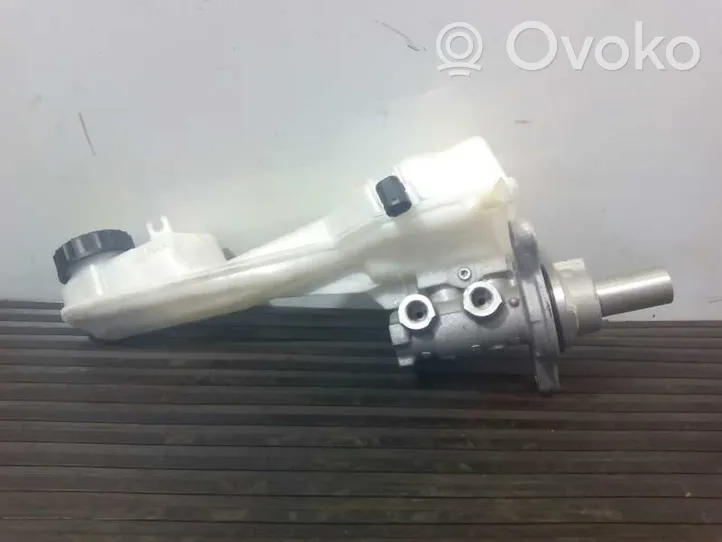 BMW 2 Active Tourer U06 Master brake cylinder 22903557817