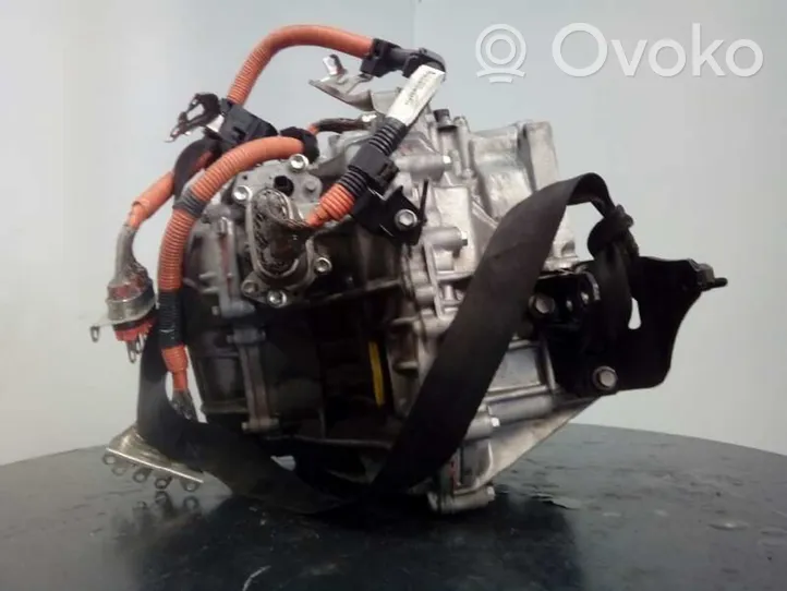 Toyota Prius (XW50) Manual 5 speed gearbox P9053A09