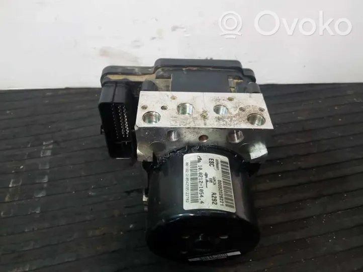 Fiat Doblo ABS-pumppu 00052026221