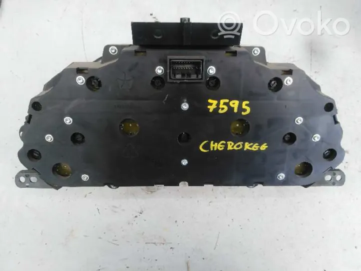 Jeep Cherokee III KJ Nopeusmittari (mittaristo) 04832731AB