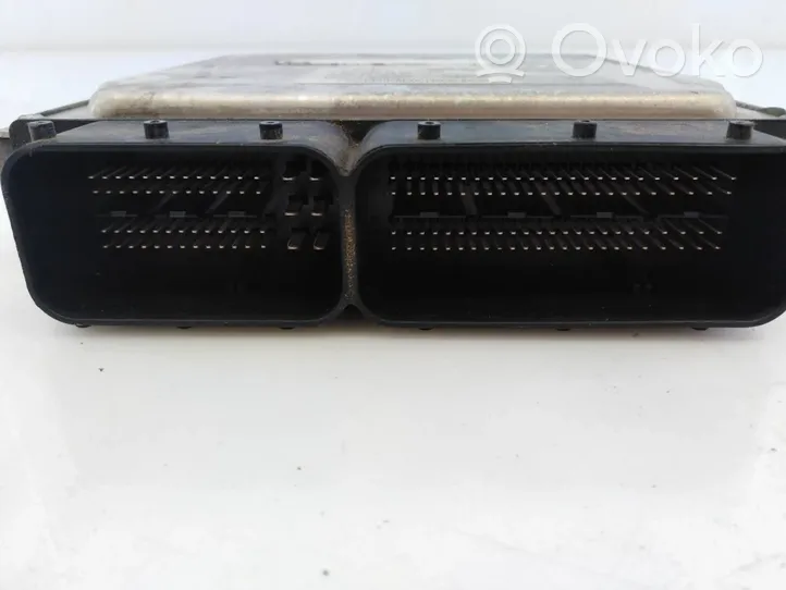 Mercedes-Benz A W176 Sterownik / Moduł ECU A6519003001