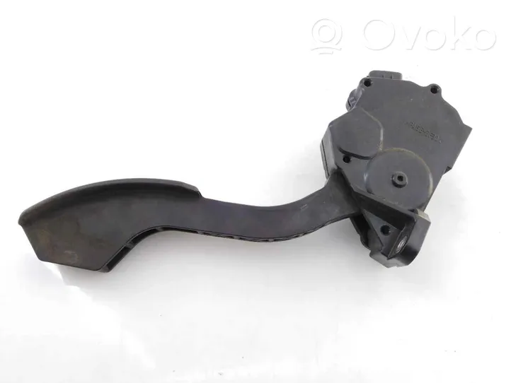 Toyota Prius (XW50) Pedal del acelerador 7811012010