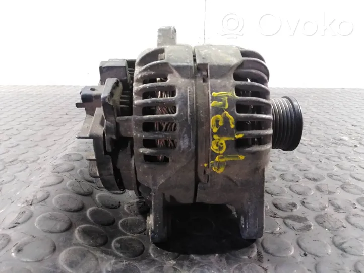 Opel Vivaro Generatore/alternatore 0124525047