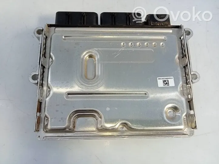 Dacia Duster Sterownik / Moduł ECU 94831816