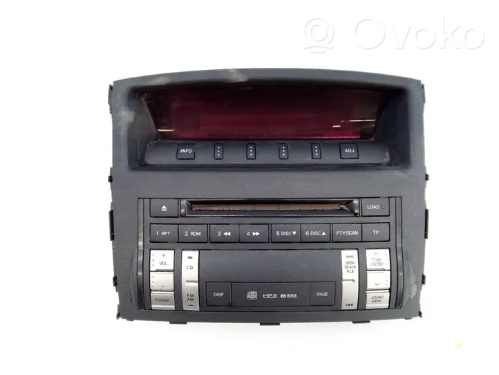 Mitsubishi Montero Panel / Radioodtwarzacz CD/DVD/GPS 8002A256XA