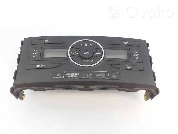 Toyota Auris 150 Panel klimatyzacji 5590002300