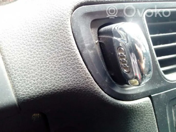 Audi Q5 SQ5 Virta-avainkortin lukija 