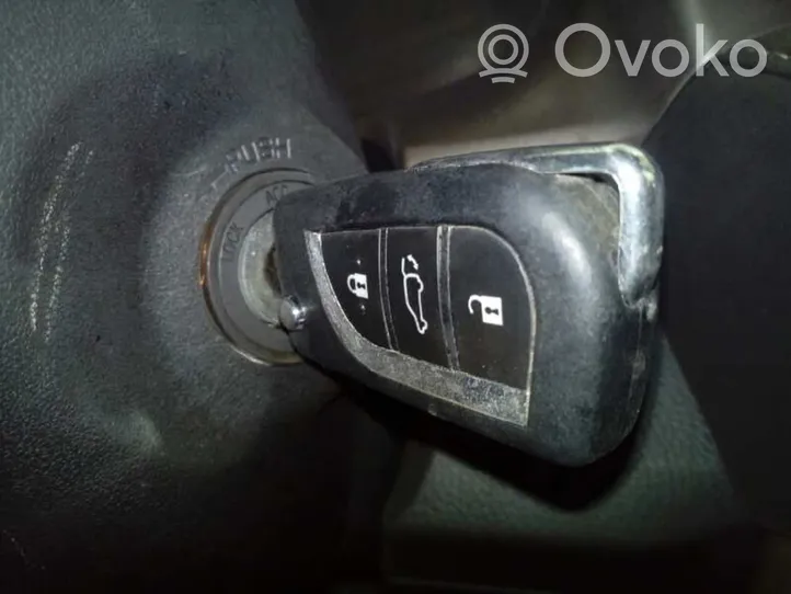 Toyota RAV 4 (XA40) Chiave/comando di accensione (usato) 