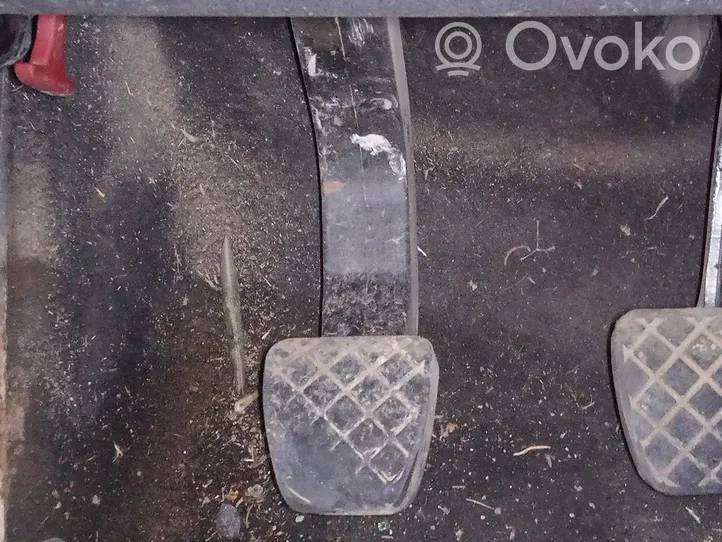 Volkswagen Amarok Pedal de embrague 