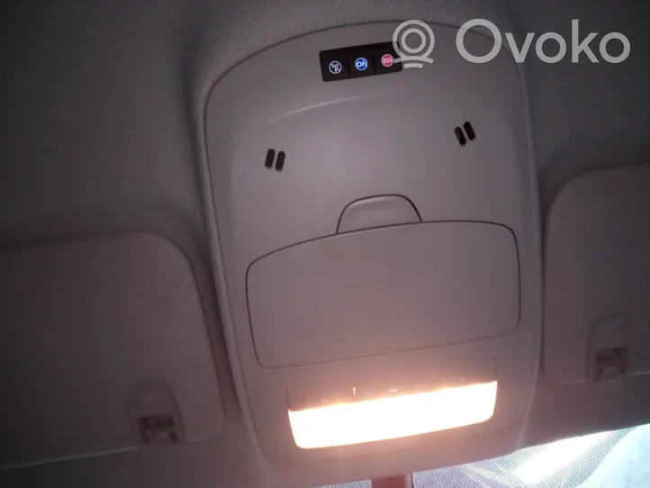 Opel Zafira C Panel oświetlenia wnętrza kabiny 