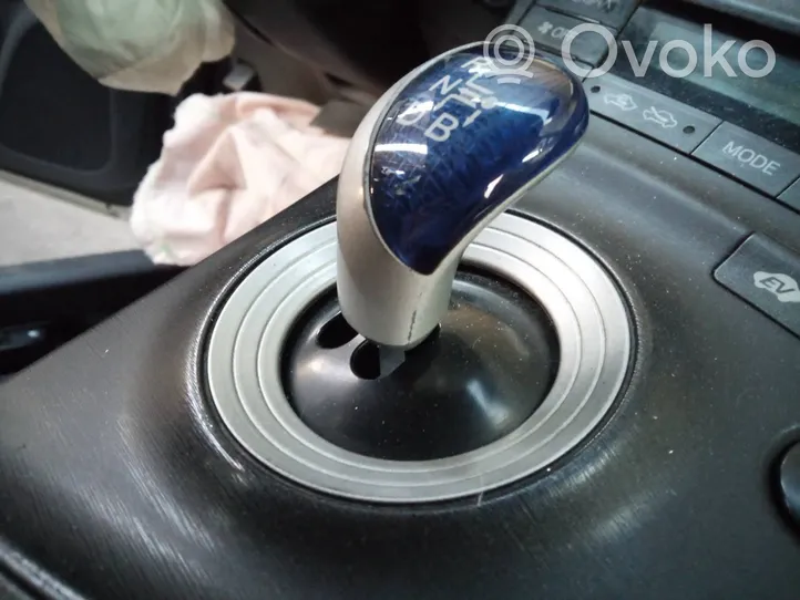 Toyota Prius (XW50) Vaihteenvalitsimen verhoilu 