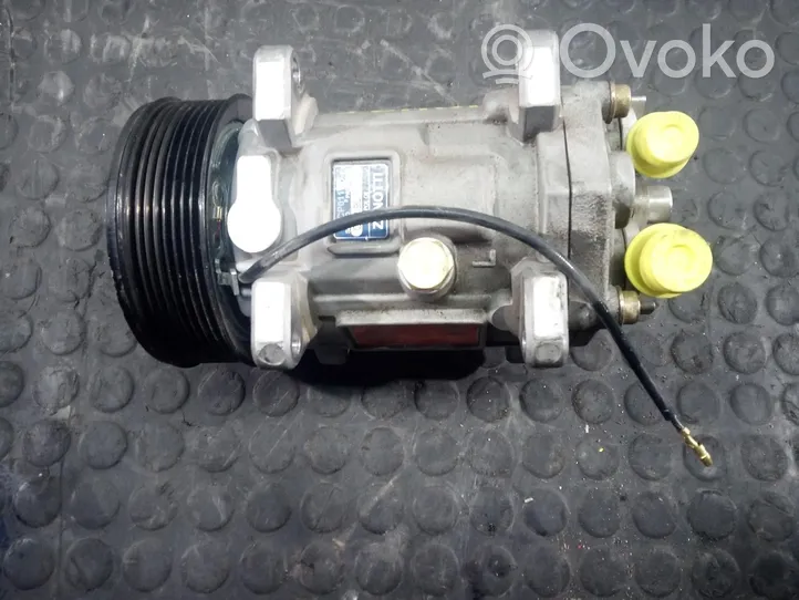 Opel Vivaro Compressore aria condizionata (A/C) (pompa) CF1900303