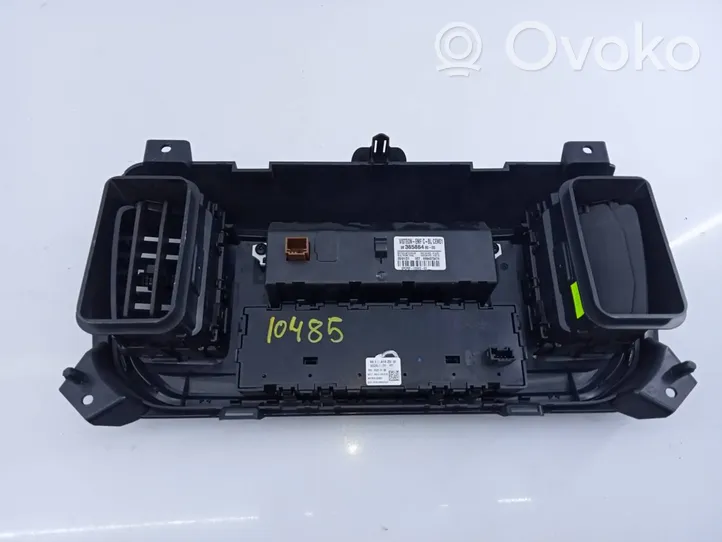 Opel Vivaro Radio/CD/DVD/GPS head unit 983658648000