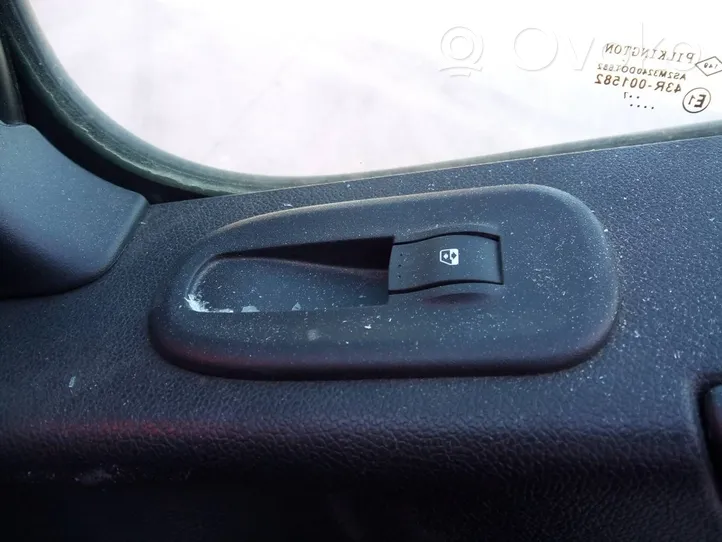 Renault Master III Electric window control switch 