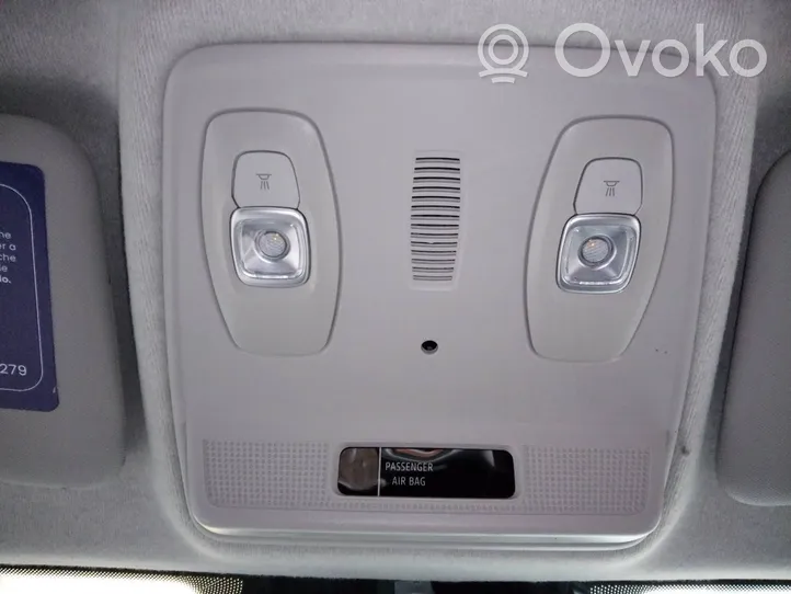 Renault Zoe Panel oświetlenia wnętrza kabiny 